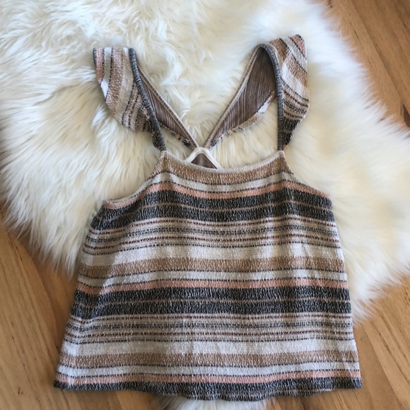 Madewell Tops - Madewell textured ruffle tank top